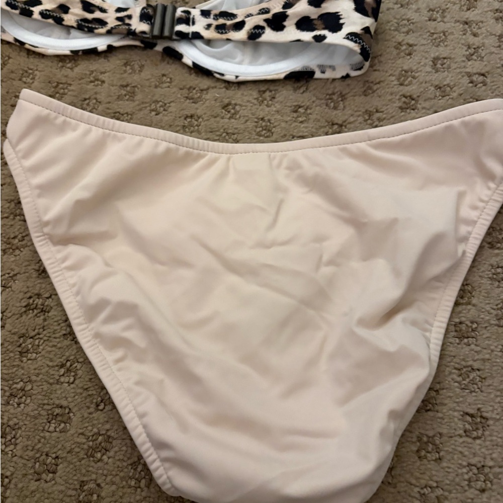 Leopard Print Bikini Set - Picture 7 of 7